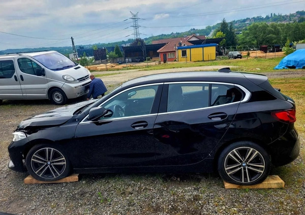 BMW Seria 1 cena 47900 przebieg: 121000, rok produkcji 2020 z Kraków małe 29